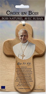Croix en bois du Pape Léon XIV
