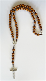 Chapelet en bois avec médaille de Carlo Acutis (collier)