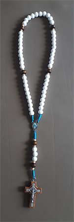 Chapelet artisanal de la Vierge Marie avec croix de St Benoît en bois d'olivier